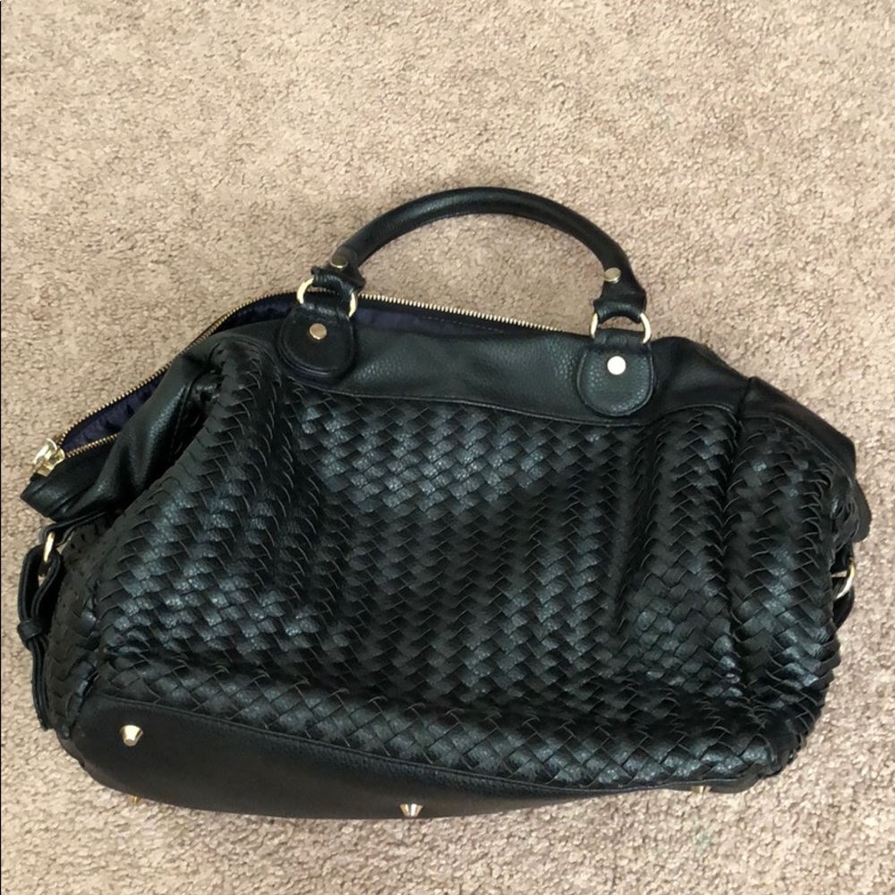 Hand bag